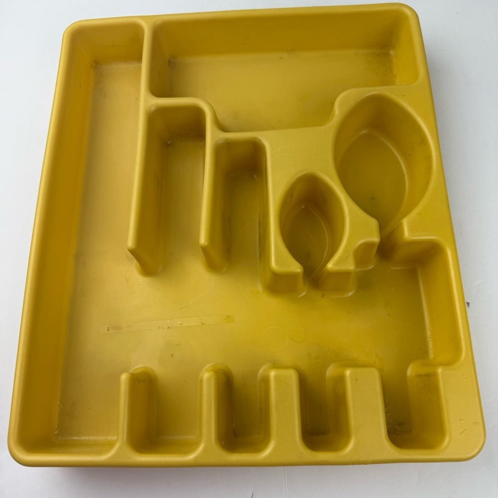 VTG Rubbermaid #2922 Harvest Gold Silverware Tray Drawer Organizer SEE ALL.